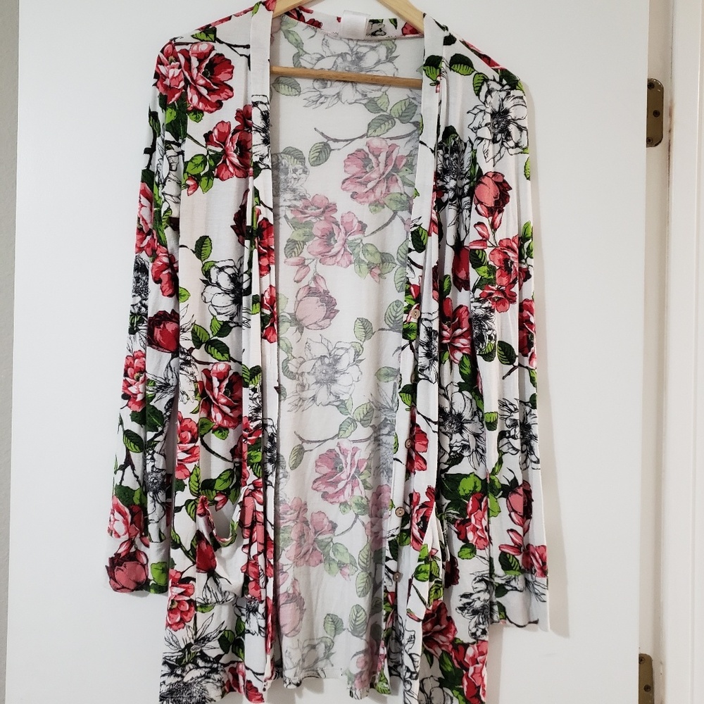 Cheery cardigan, super soft